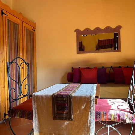 Casa De Santiago * Albarracín